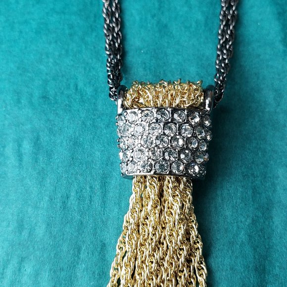 2/10$ Tie chain gold tone and black necklace - Picture 3 of 5